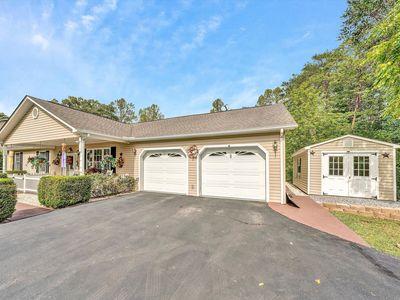 4828 Hardy Rd, Hardy, VA, 24101