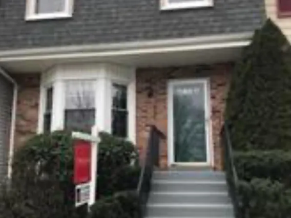 7402 Monona Ter, Rockville, MD 20855