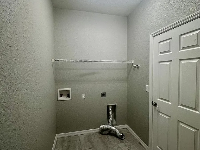 1192 Normandy Heights Cir — Photo 8