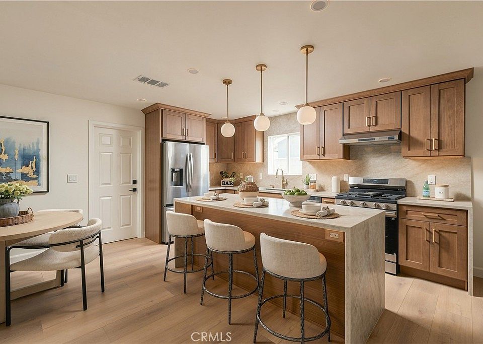 1st image of 18001 Gulf Ln