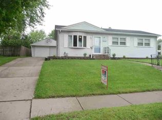 2715 W High St, Davenport, IA 52804