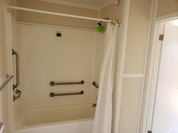 5th image of 10438 Rosebud Ln