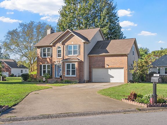 2nd image of 800 Isaac Ct
