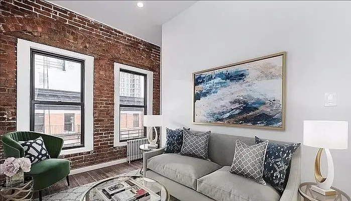 Rented by REAL New York | media 16