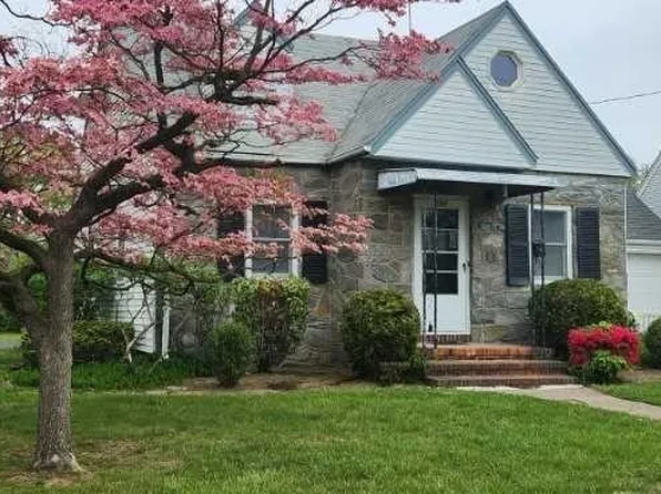 231 Graphic Blvd, New Milford, NJ 07646