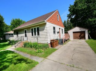 1112 19th St NW, East Grand Forks, MN 56721