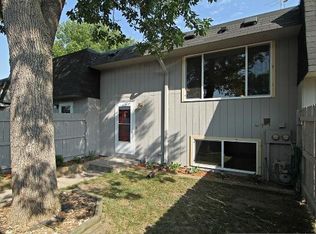 3676 Conroy Ct, Inver Grove Heights, MN 55076