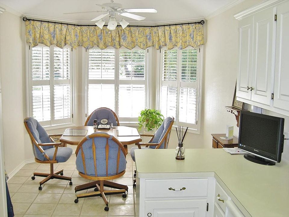 2nd image of 3403 Ashbury Ct