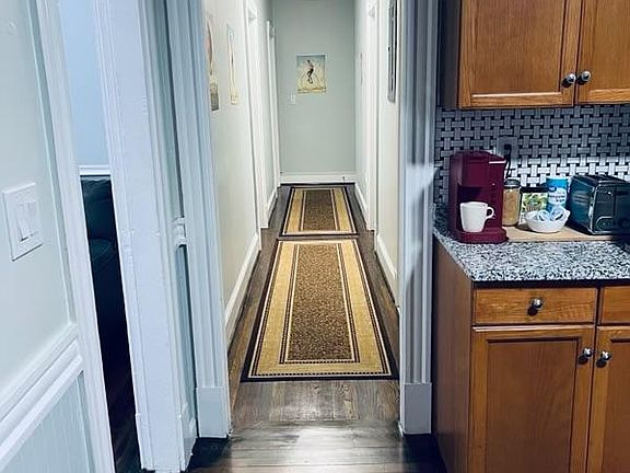 5th image of 1322 Washington St #2