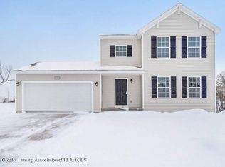 1119 River Oaks Dr, Dewitt, MI 48820