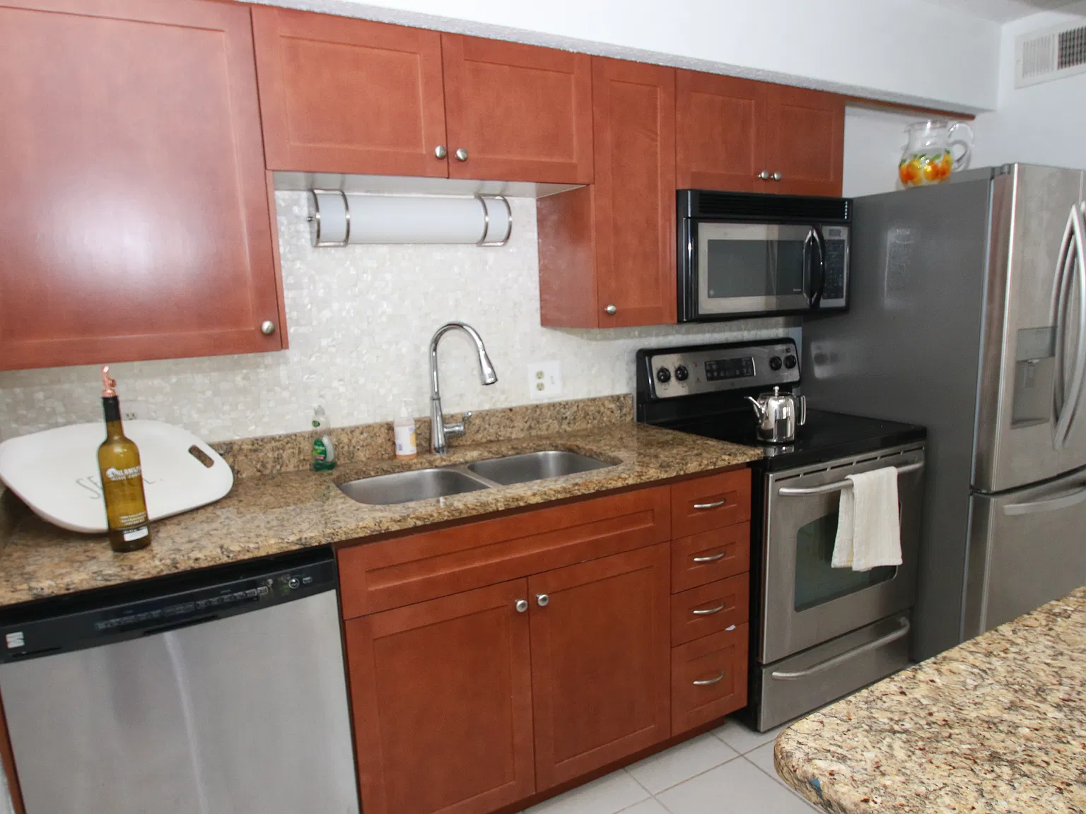 1 bed, 468 sqft, $1,750 — Photo 3