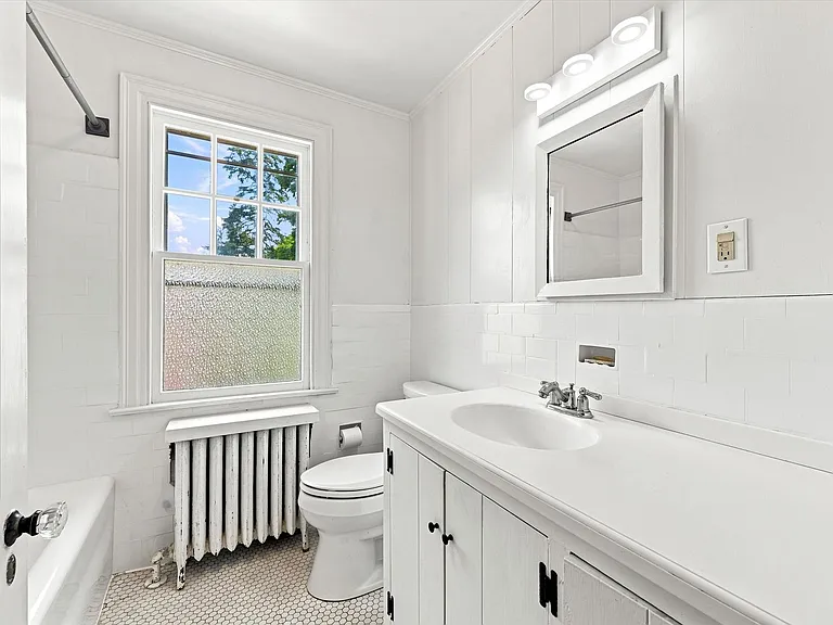 111 S Brandywine St — Photo 18