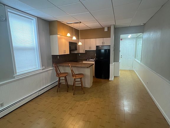 3rd image of 2104 S 15th St Floor 2