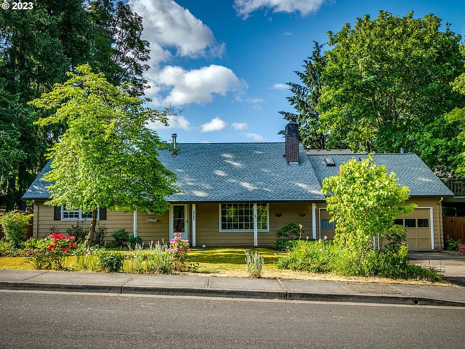 1st image of 5876 NE Oelrich St