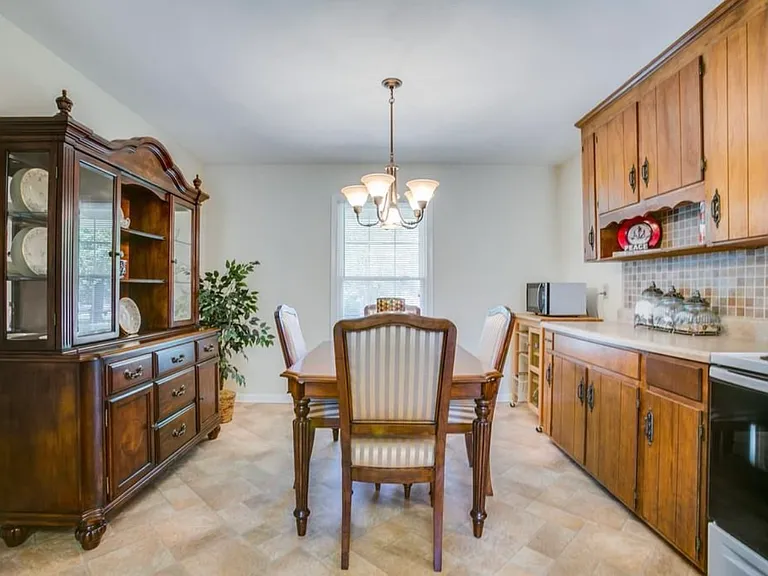2548 Peace Pl — Photo 20