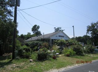 120 Hall Point Rd, Sneads Ferry, NC 28460