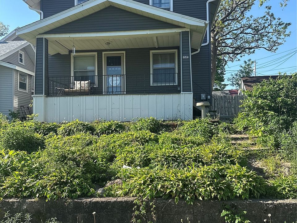 1st image of 1507 Hinkley Ave NW