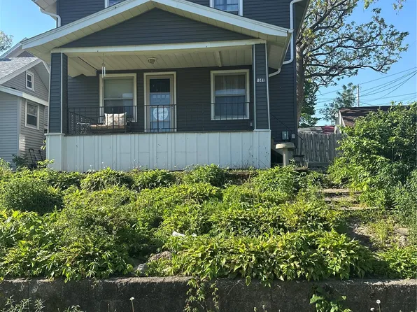 1507 Hinkley Ave NW, Cedar Rapids, IA 52405