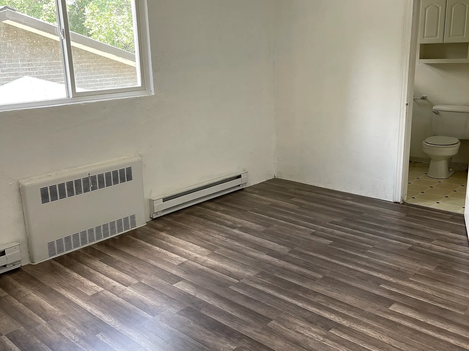 311 Carson St — Photo 3