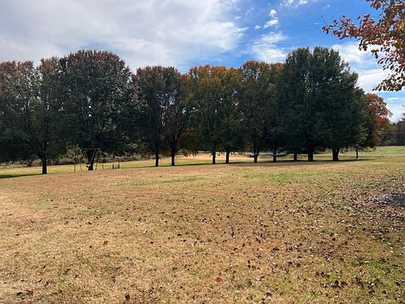 4th image of 9733 Snow Hill Rd