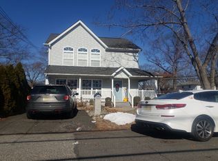 30 Farless Ave, Old Bridge, NJ 08857