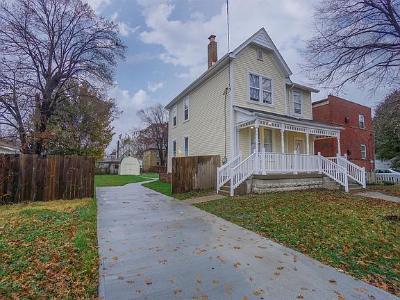 2nd image of 410 Oak St