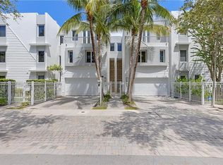 302 NE 8th Ave, Fort Lauderdale, FL 33301