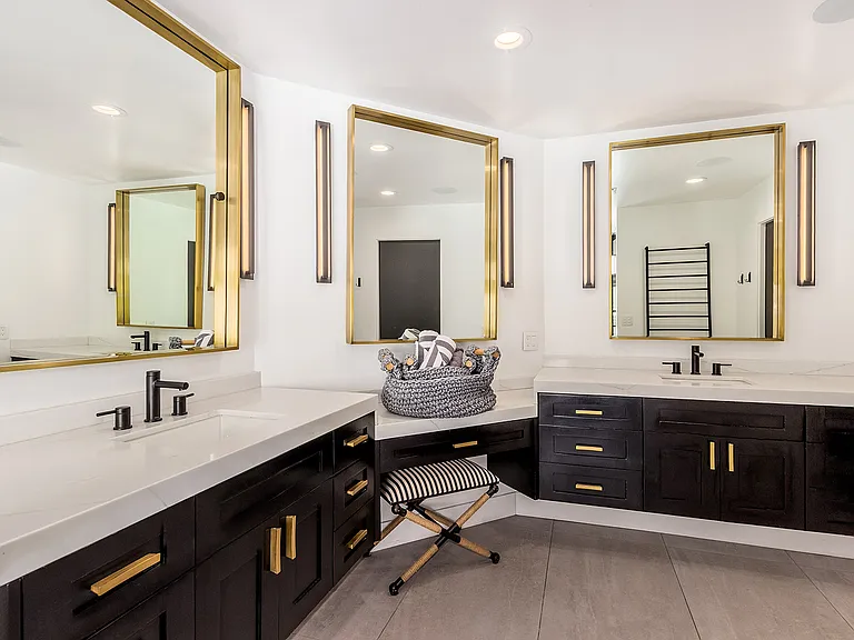 5040 N Arcadia Dr — Photo 23