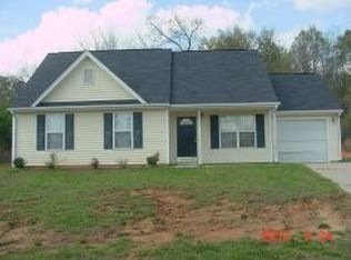 2517 Pheasant Chase Ln, Charlotte, NC 28216