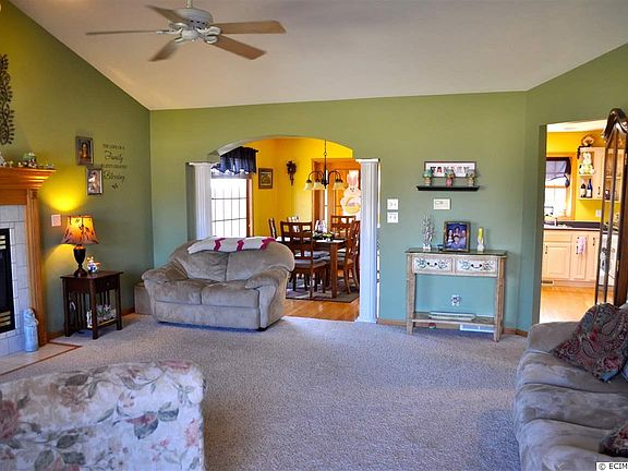 4th image of 16616 Carmen Oaks Dr