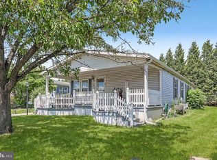 664 W Cedar St, Palmyra, PA 17078