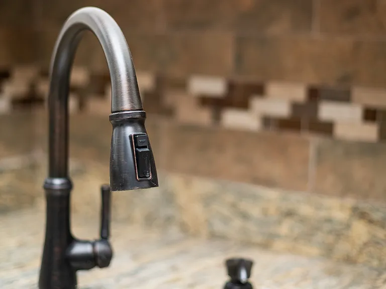 405 Galway Dr — Photo 16