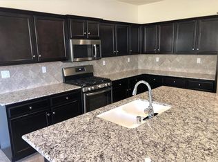 3937 Griffith Ave, Clovis, CA 93619