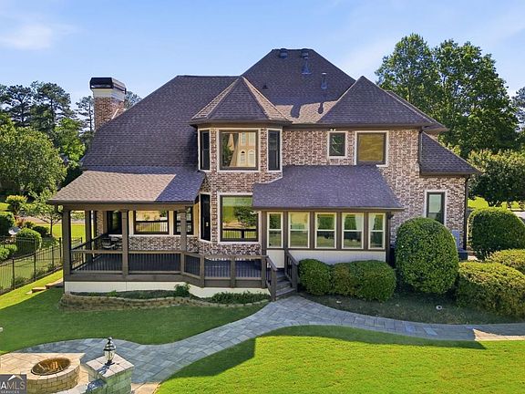 3rd image of 1105 Dapplefawn Ct