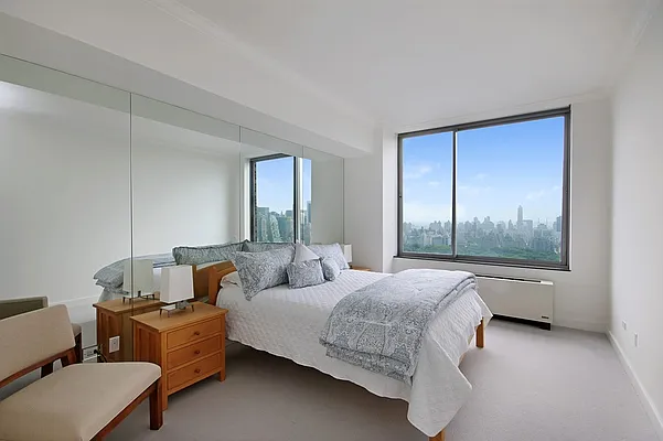 Sold by Corcoran | media 15