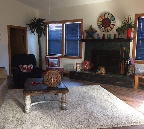 5th image of 1416 Crane Blvd
