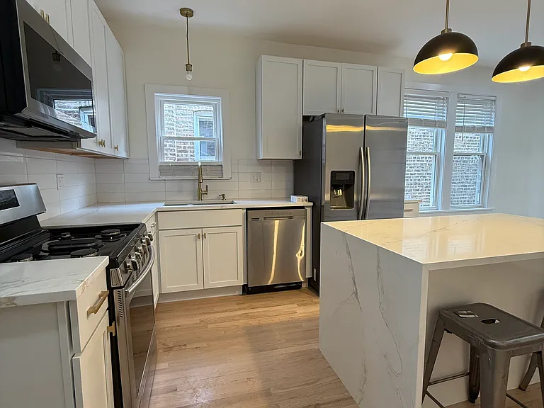 5232 W Montana St #2 — Photo 3
