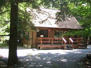 6 Cedar Dr, Lake Ariel, PA 18436