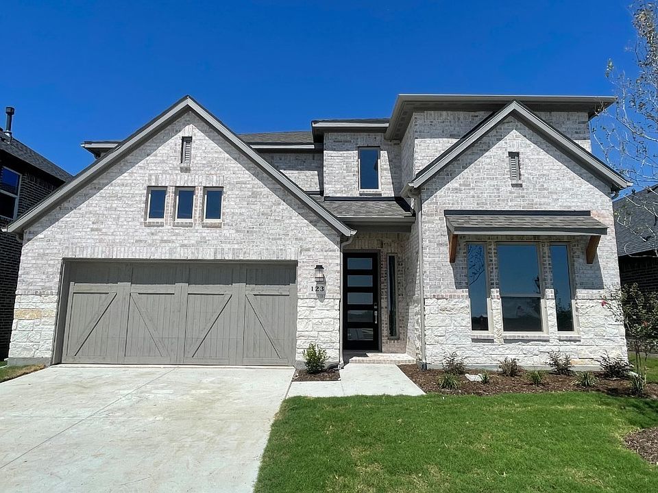 1st image of 123 Trillium St