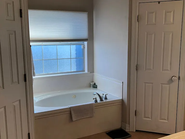 6000 Zachary Cir — Photo 17