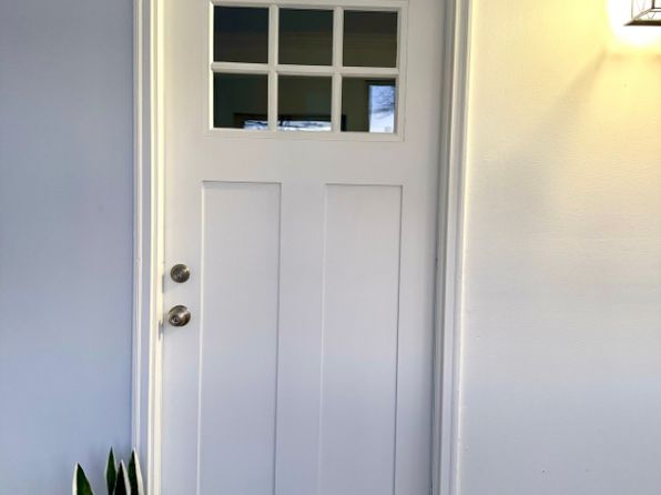 156 S Main St