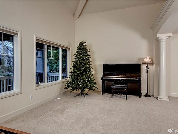 4th image of 27004 SE 9th Way