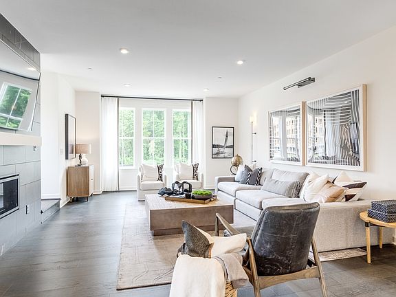 Triple windows in great room