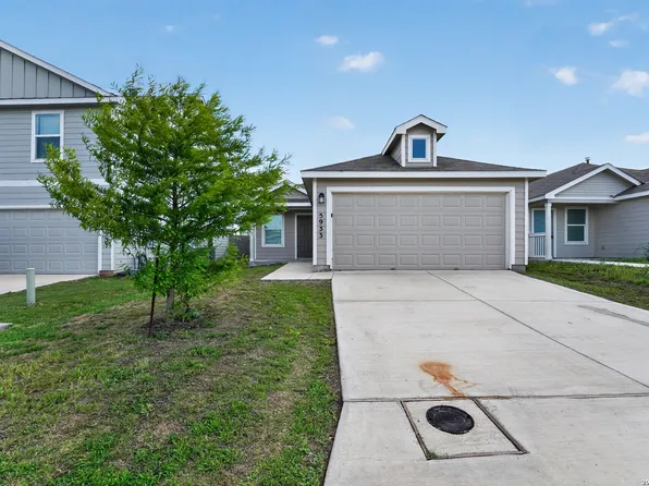 5933 Antonio Pl, Seguin, TX 78155
