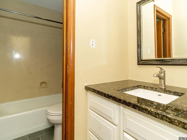 3736 Sessions Dr — Photo 24
