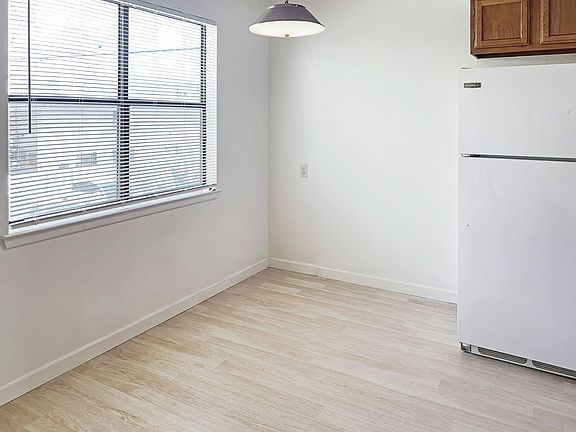 4th image of 540 Ortiz Dr SE APT D
