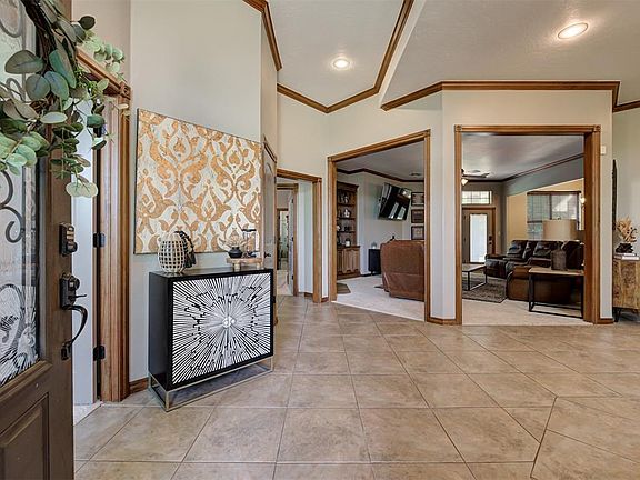 5th image of 6623 NE Watts Rd