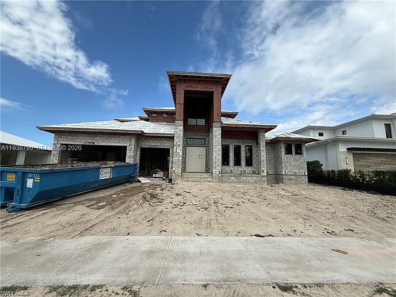 4th image of 654 Bamboo Ct