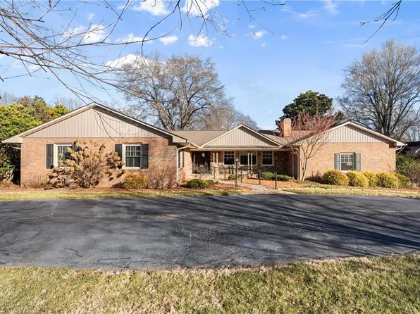 3101 Buena Vista Rd, Winston Salem, NC 27106