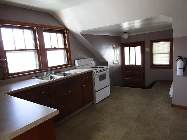 161 Saint Charles St #2 — Photo 6